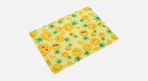 فرشة جليد للكلاب والقطط – لون أصفر