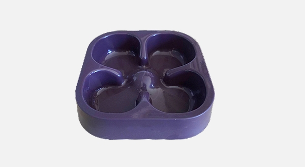 طبق بلاستيك مربع لون بني 