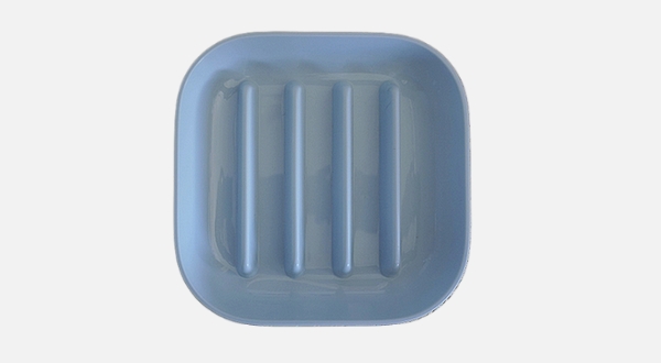 طبق أكل مربع للقطط والكلاب 